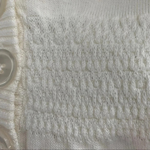 Avenue Short Sleeve 3-Button Sweater Top NEW - Picture 5 of 9